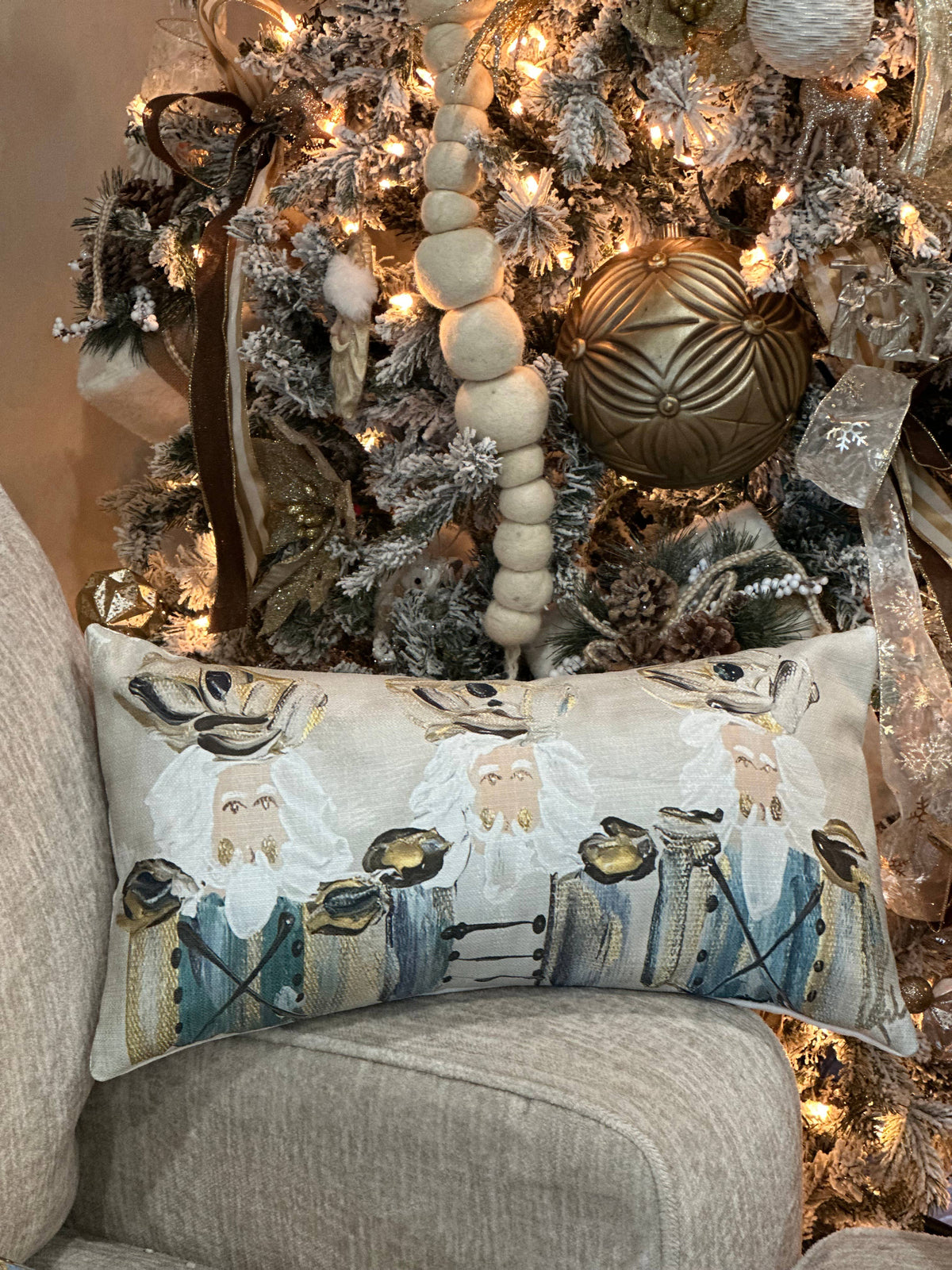 GA New Nutcracker Lumbar