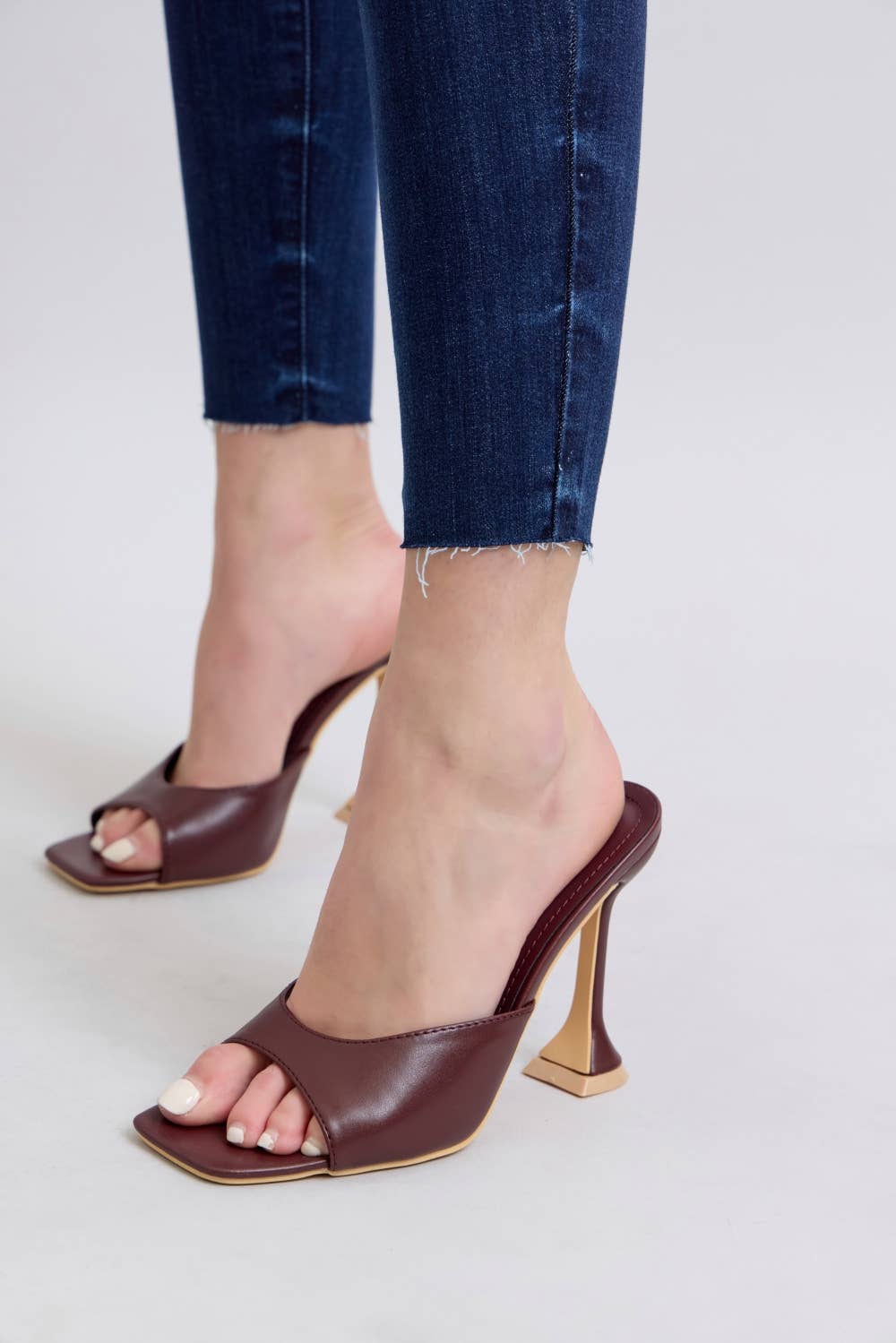 MR Skinny w raw hem