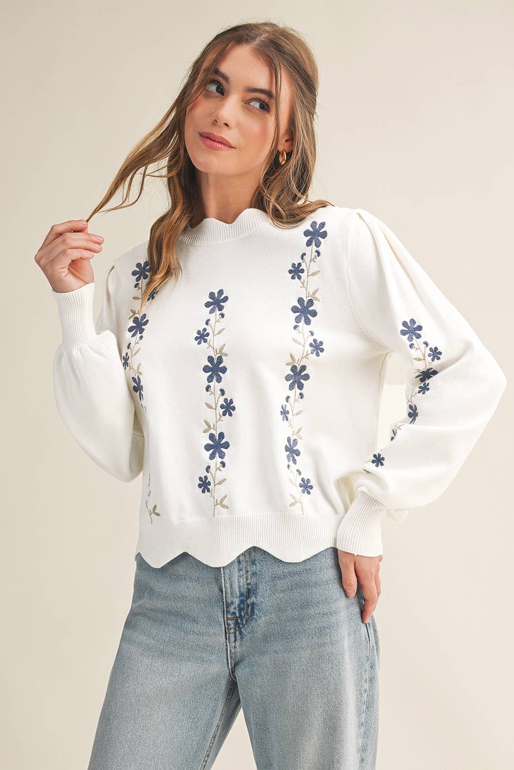 Floral Embroidered Scallop Hem Sweater | S-XL