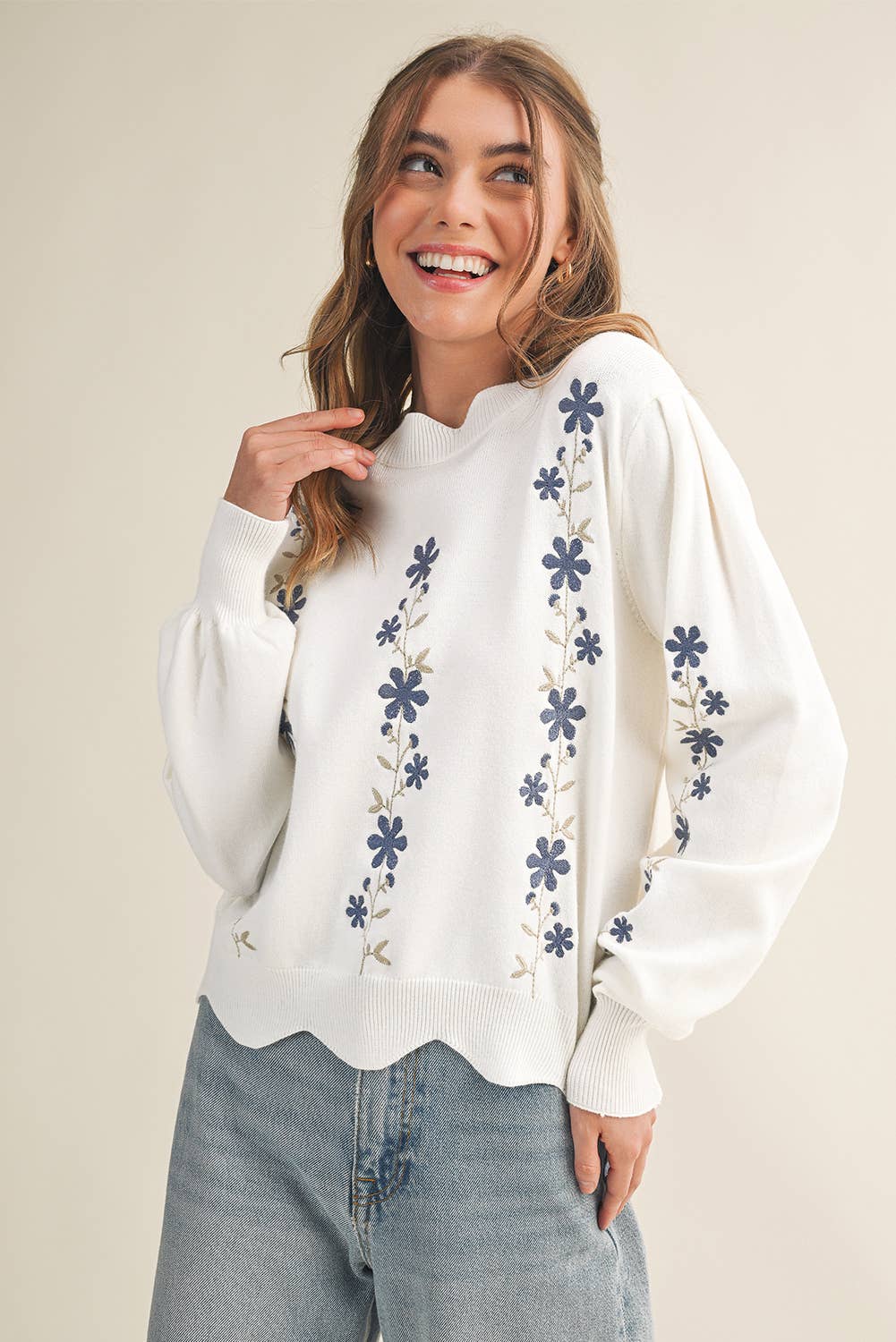 Floral Embroidered Scallop Hem Sweater | S-XL