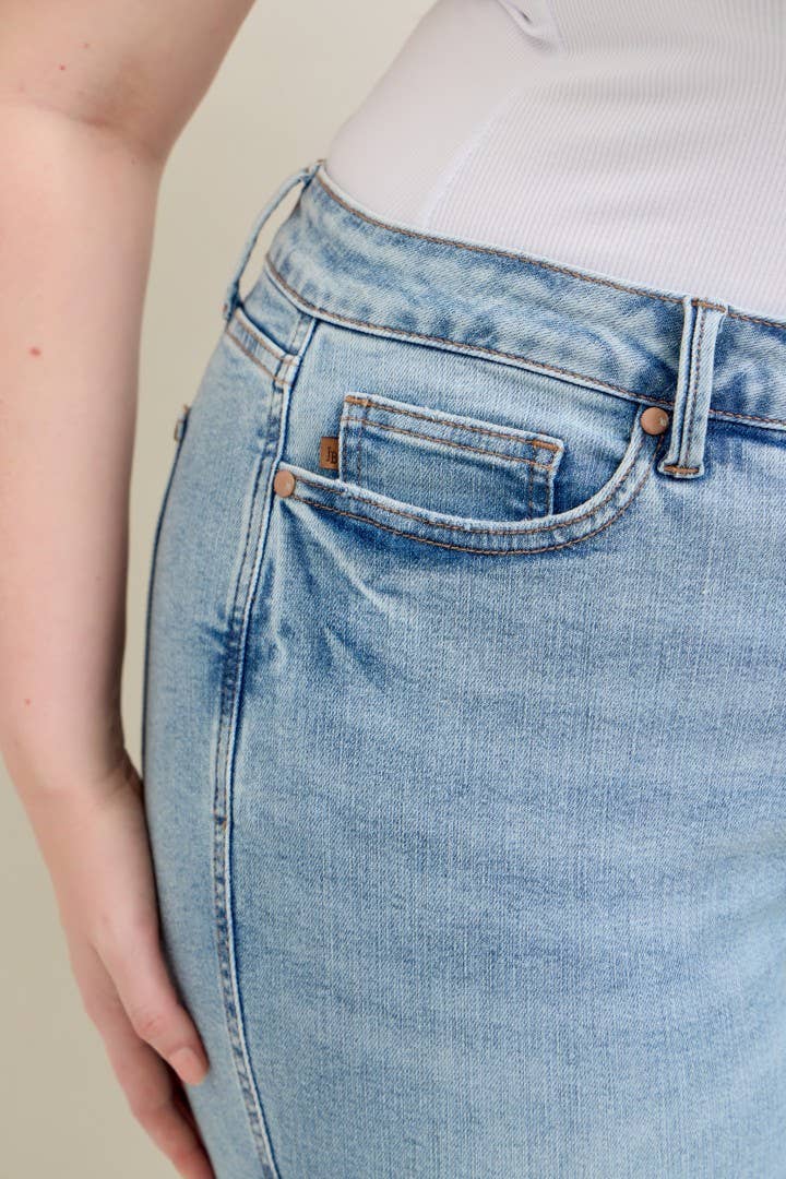 Mid Rise Tummy Control Vintage Wash Skinny- PLUS