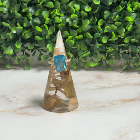 Preserved Flower Ring Holder