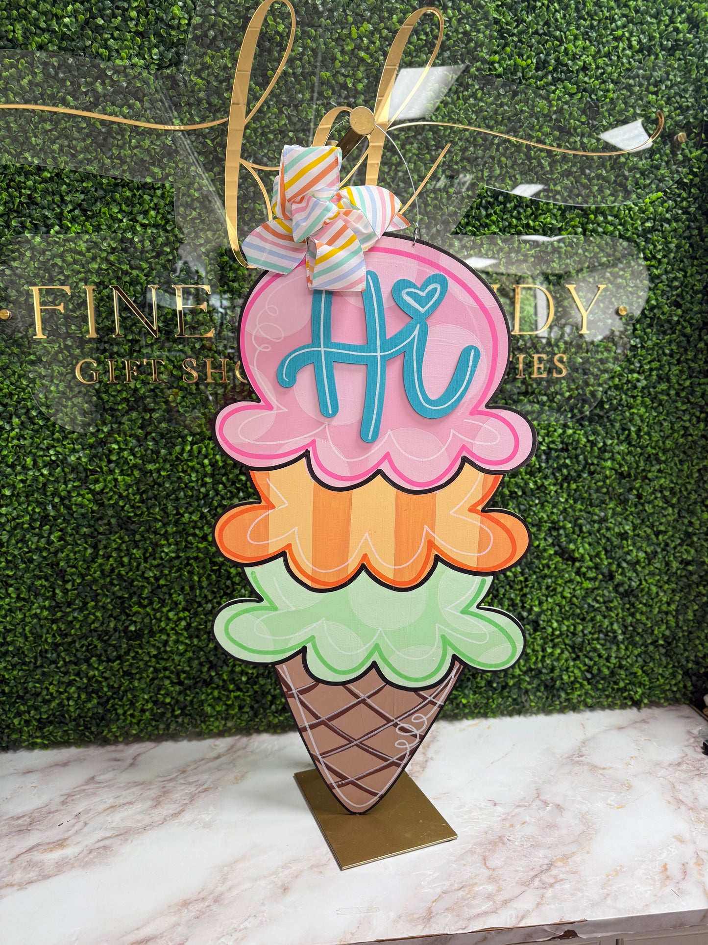 3 Scoops Door Hanger