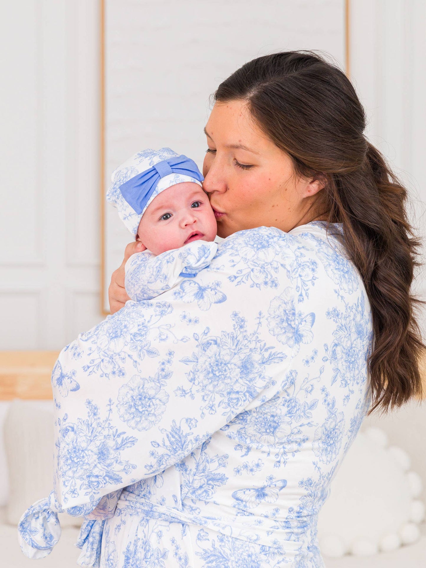SoftSnooze™ Women's Bamboo Viscose Periwinkle Butterfly Garden Mommy & Me Maternity Robe