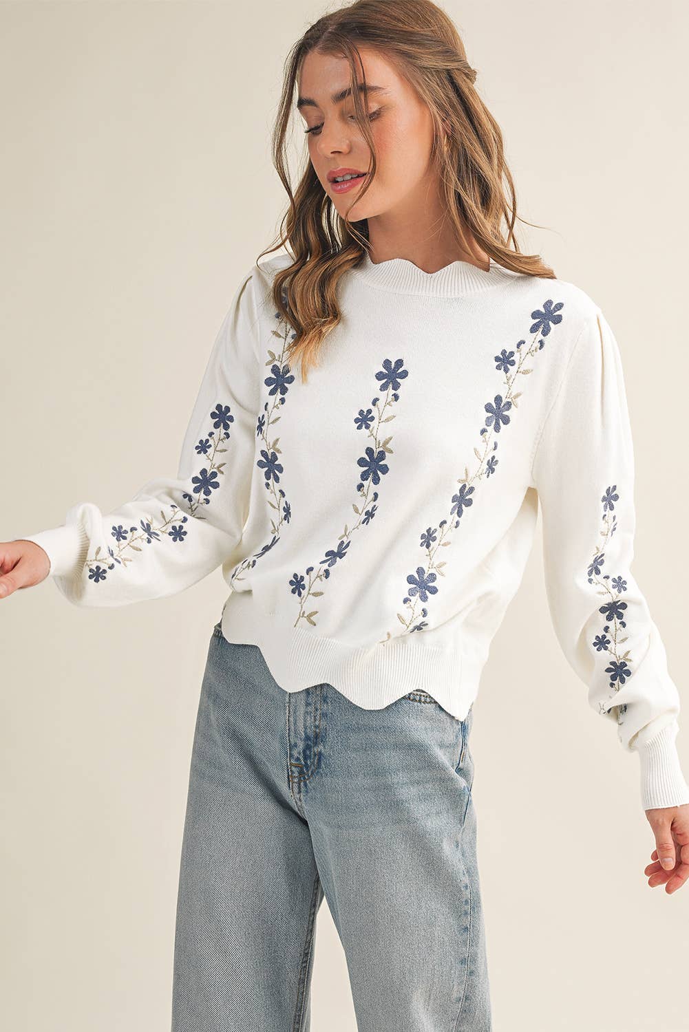Floral Embroidered Scallop Hem Sweater | S-XL